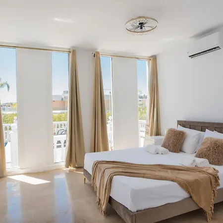 Dream Beach-side With Sea Views & Close To Golf El Faro