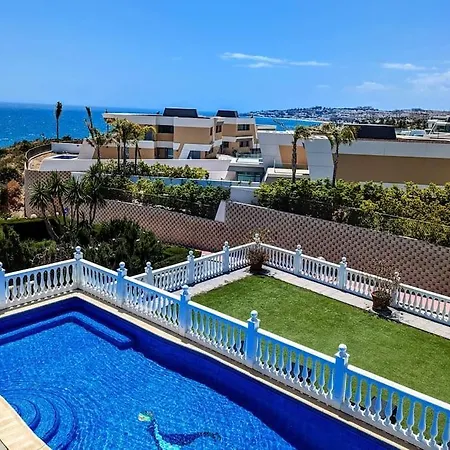 Dream Beach-side With Sea Views & Close To Golf *