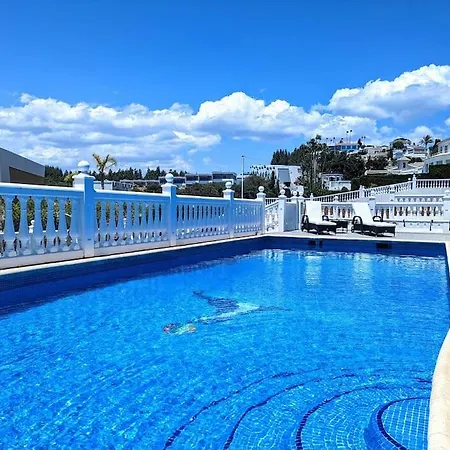 Villa Dream Beach-side With Sea Views & Close To Golf *